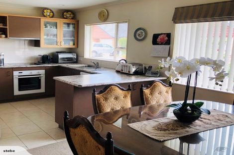 Photo of property in Parkvale Estate, 1232/3 Howard Street, Parkvale, Hastings, 4122