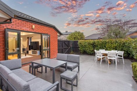 Photo of property in 7 Applecross Lane, Harewood, Christchurch, 8051