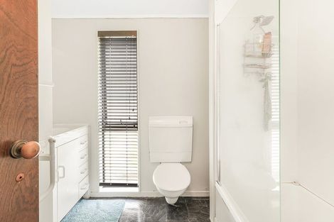 Photo of property in 25 Harrowfield Drive, Harrowfield, Hamilton, 3210