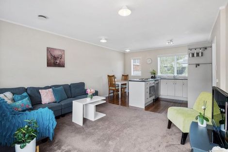 Photo of property in 2/126 Nile Road, Milford, Auckland, 0620