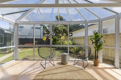 Photo of property in 22 Quebec Street, Kingston, Wellington, 6021