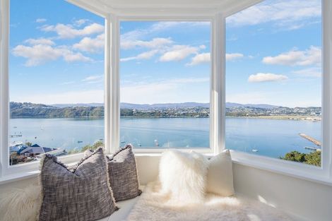 Photo of property in 41 Overtoun Terrace, Hataitai, Wellington, 6021