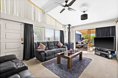 Photo of property in 21 Shortland Street, Tamatea, Napier, 4112