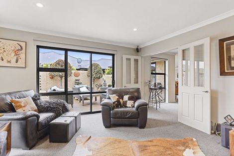 Photo of property in 49 Oakwood Drive, Rangiora, 7400