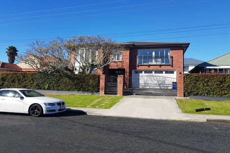 Photo of property in 38 Norman Road, Hauraki, Auckland, 0622