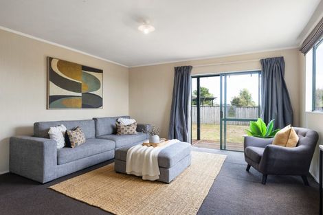 Photo of property in 16 Myrlene Place, Nawton, Hamilton, 3200