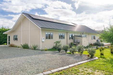 Photo of property in 39 Mangaroa Valley Road, Mangaroa, Upper Hutt, 5371