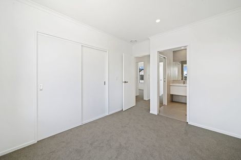 Photo of property in 89 Waipuhinui Way, Wiri, Auckland, 2104