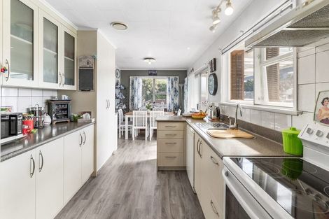 Photo of property in 34 Fergusson Street, Solway, Masterton, 5810