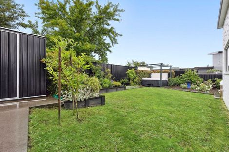 Photo of property in 10 Ada Close, Cambridge, 3434