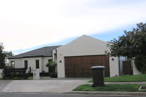 Photo of property in 20 Fairfield Lane, East Tamaki Heights, Auckland, 2016