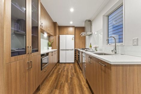 Photo of property in 13 Laquinta Place, Flat Bush, Auckland, 2019