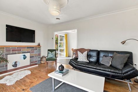 Photo of property in 28 Annandale Street, Lynmouth, New Plymouth, 4310
