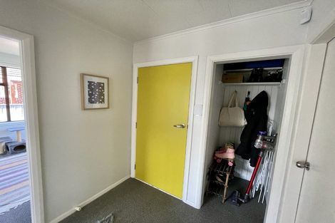 Photo of property in 17 Reynolds Street, Taita, Lower Hutt, 5011