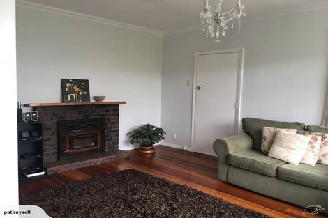 Photo of property in 18 Bell Street, Tawa, Wellington, 5028