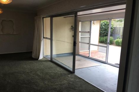 Photo of property in 144 Warren Crescent, Hillmorton, Christchurch, 8025