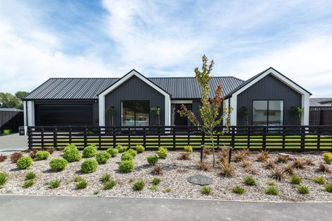 Photo of property in 20 Dray Place, Halswell, Christchurch, 8025