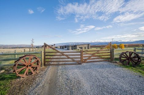 Photo of property in 309 Golden Road, Springvale, Alexandra, 9393