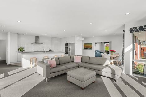Photo of property in 18 Westpark Drive, Burnside, Christchurch, 8053