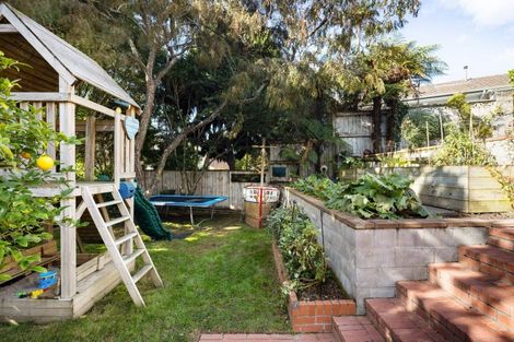 Photo of property in 5 Marnane Terrace, St Andrews, Hamilton, 3200