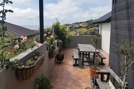 Photo of property in 20 Drayton Drive, Mount Pleasant, Christchurch, 8081