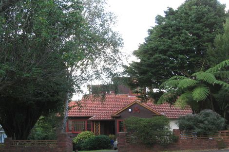 Photo of property in 32 Weston Avenue, Mount Albert, Auckland, 1025