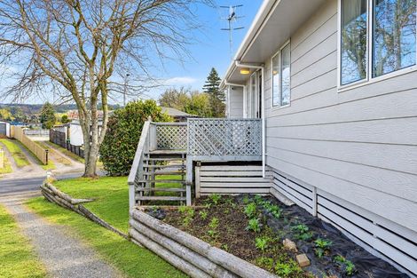Photo of property in 11 Crystal Place, Pukehangi, Rotorua, 3015
