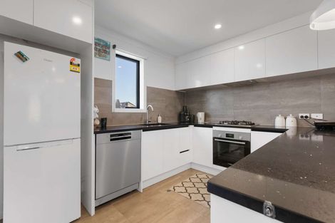 Photo of property in 49 Te Tiireke Drive, Glenview, Hamilton, 3206