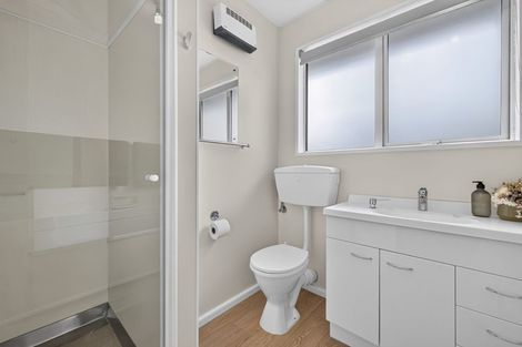 Photo of property in 20 Delaware Crescent, Russley, Christchurch, 8042