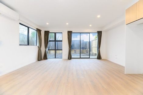 Photo of property in 8/60 Triangle Road, Massey, Auckland, 0614