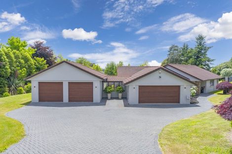 Photo of property in 6 Cameron Drive, Acacia Bay, Taupo, 3385