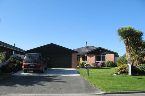 Photo of property in 16 Belcher Street, Kaiapoi, 7630