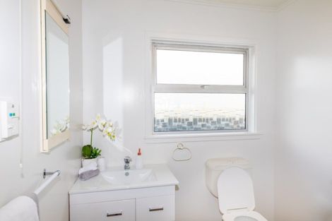 Photo of property in 401 Estuary Road, South New Brighton, Christchurch, 8062