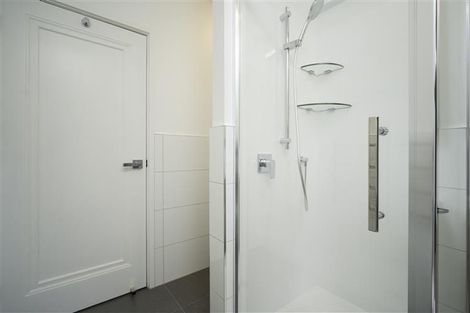 Photo of property in 8/349 Tamaki Drive, Saint Heliers, Auckland, 1071