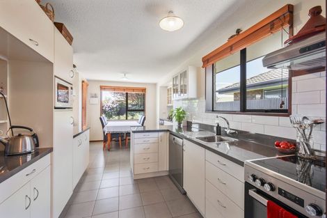 Photo of property in 300 Kingsbury Avenue, Rangiora, 7400