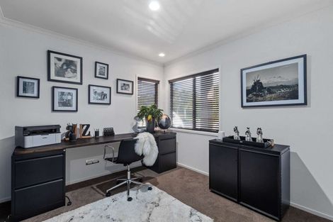 Photo of property in 8 Millbrook Drive, Waiuku, 2683