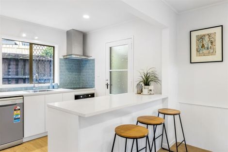 Photo of property in 2/38 Waiau Street, Torbay, Auckland, 0630