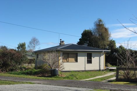 Photo of property in 45 Aylmer Street, Ross, 7812