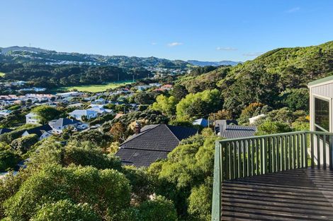 Photo of property in 20 Bay Lair Grove, Island Bay, Wellington, 6023