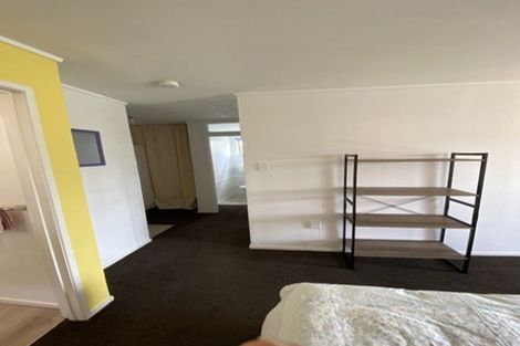 Photo of property in 1/12 Glenvar Road, Torbay, Auckland, 0630