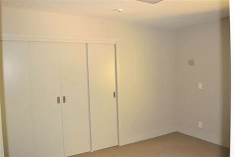 Photo of property in The Capital, 370 Oriental Parade, Oriental Bay, Wellington, 6011