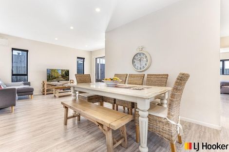 Photo of property in 11 Exmoor Road, Karaka, Papakura, 2113