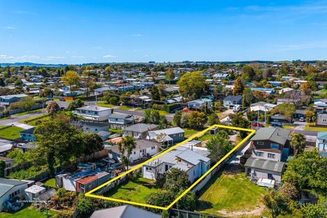 Photo of property in 35 Taupo View Road, Taupo, 3330