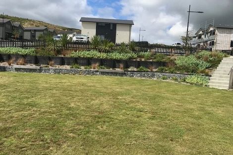 Photo of property in 16 Bee Lane, Whitby, Porirua, 5024