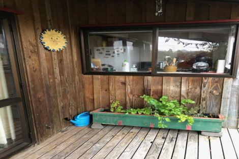 Photo of property in 1/17 Weldene Avenue, Glenfield, Auckland, 0629