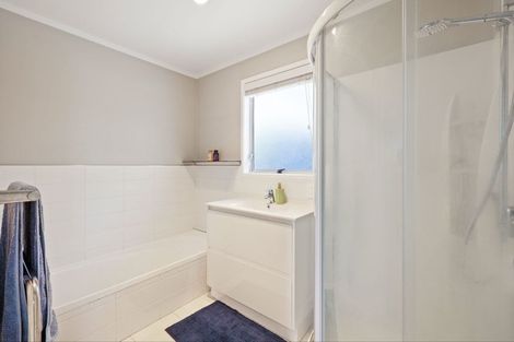Photo of property in 54 Chorley Avenue, Massey, Auckland, 0614