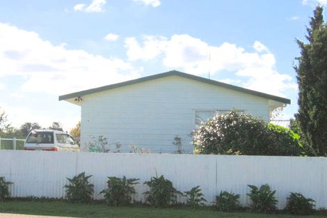 Photo of property in 8 Serrano Place, Clover Park, Auckland, 2023