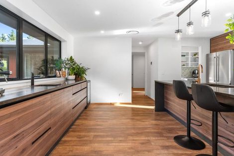 Photo of property in 14 Minsons Lane, Kennedys Bush, Christchurch, 8025