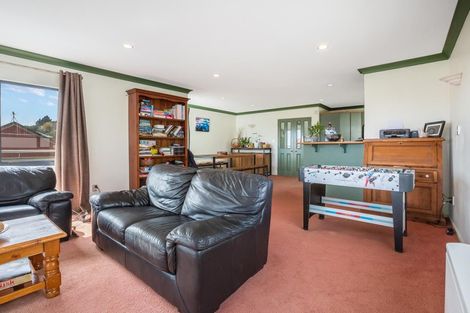 Photo of property in 125 Eskdale Road, Papakowhai, Porirua, 5024