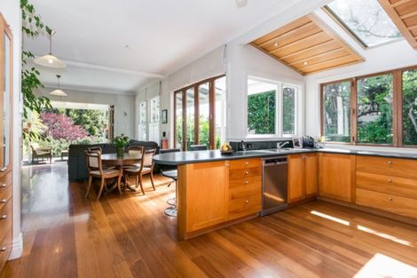 Photo of property in 30 Lighthouse Road, Bluff Hill, Napier, 4110